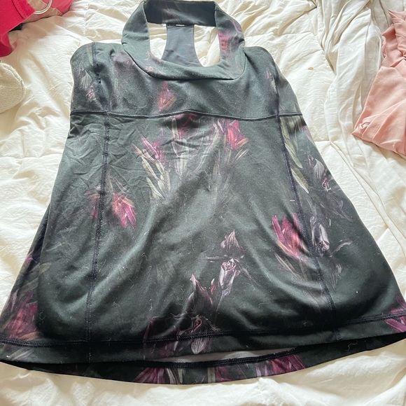 Lululemon top - Picture 2 of 3